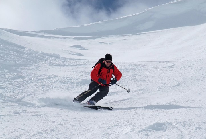 André on the way down