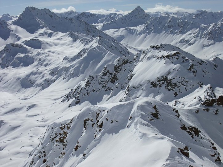 View from Görihorn towards Flüela Weiss- and Schwarzhorn